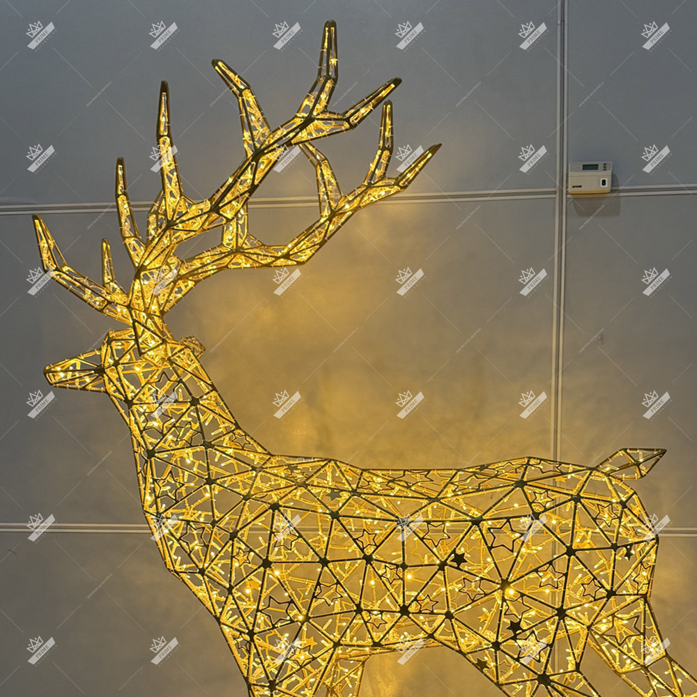 Светодиодный Полигональный Олень, высота 2,5 м