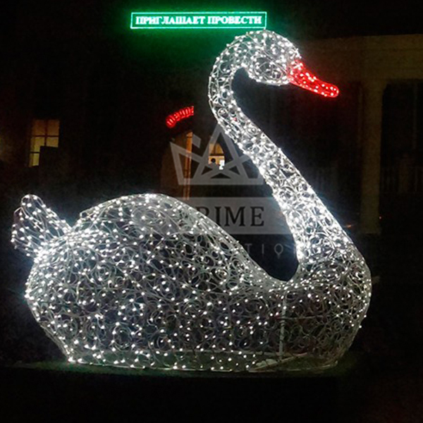 Светодиодная конструкция Лебедь большой, ширина 3 м высота 2,8 м