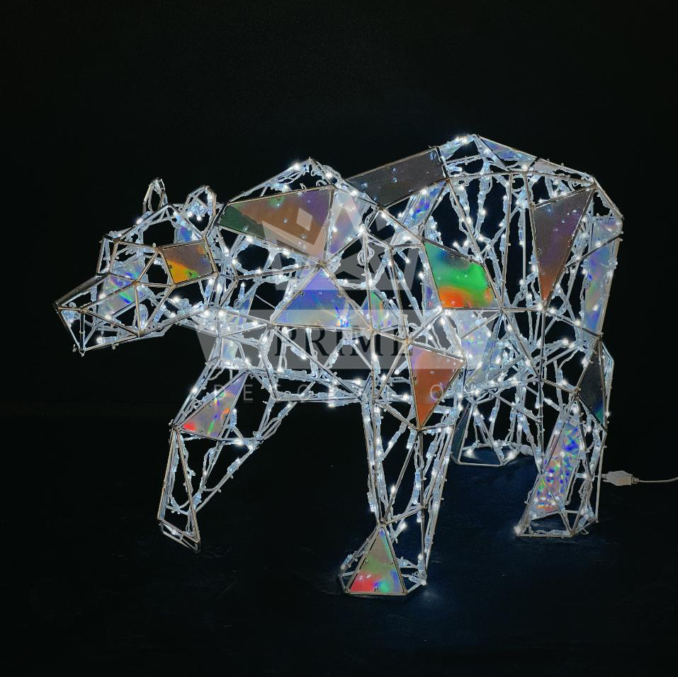 Полигональная фигура Медведь, ширина 1,5 м высота 0,7 м