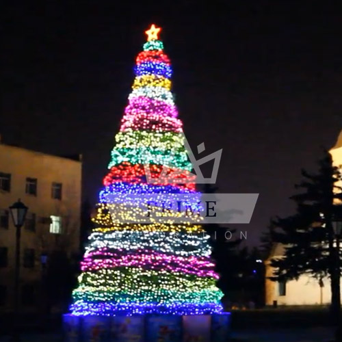 Искусственная уличная елка со светодинамическим комплектом освещения