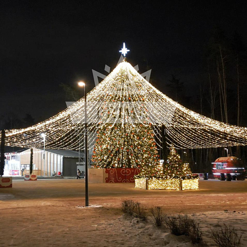 Искусственная уличная елка Московская со световым шатром и комплектом оформления