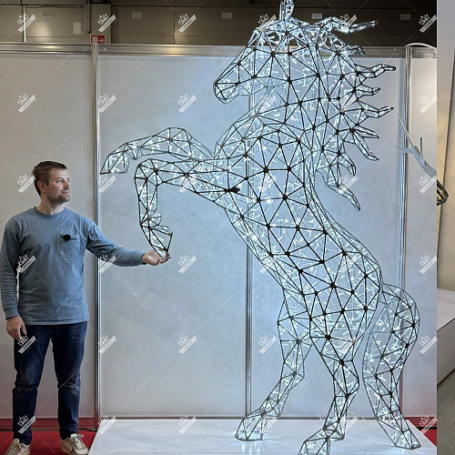 Светодиодный Полигональный Конь, ширина 0,6 м, высота 2,5 м