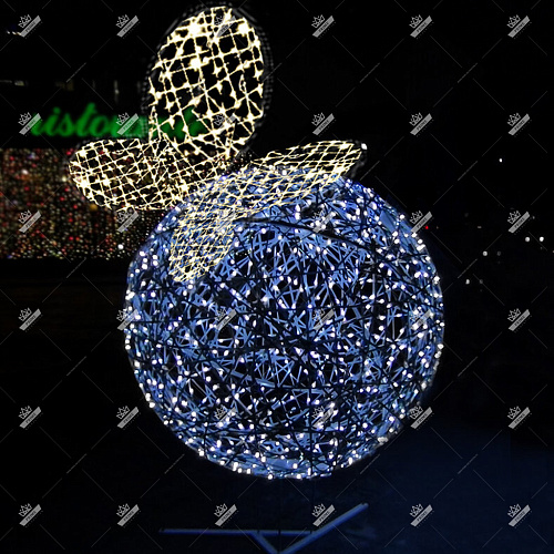 Световая Конструкция Бабочка на шаре, высота 1,5 м