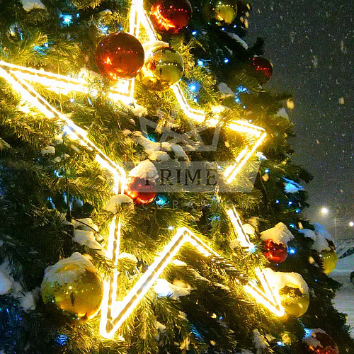 Искусственная уличная елка с комплектом оформления Звезды