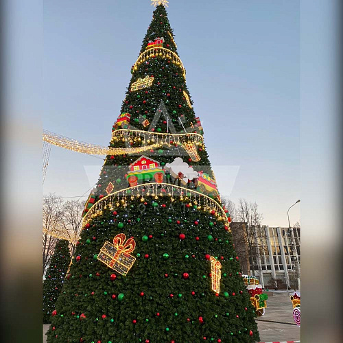 Искусственная уличная елка с комплектом оформления Новогодний Экспресс