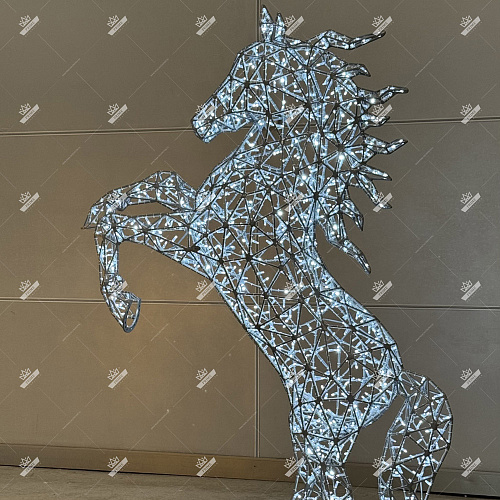 Светодиодный Полигональный Конь, ширина 0,6 м, высота 2,5 м
